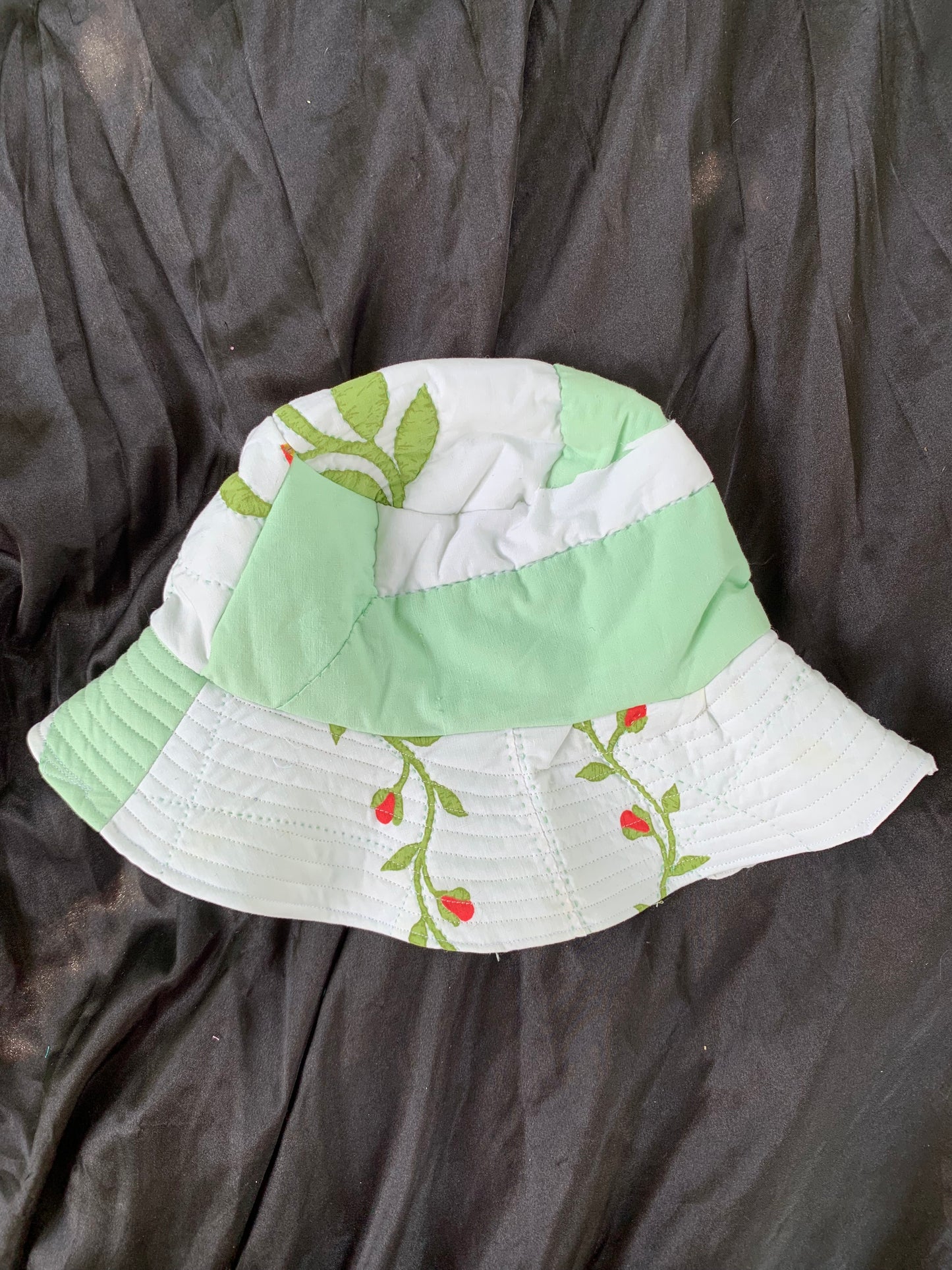 Floral quilt bucket hat