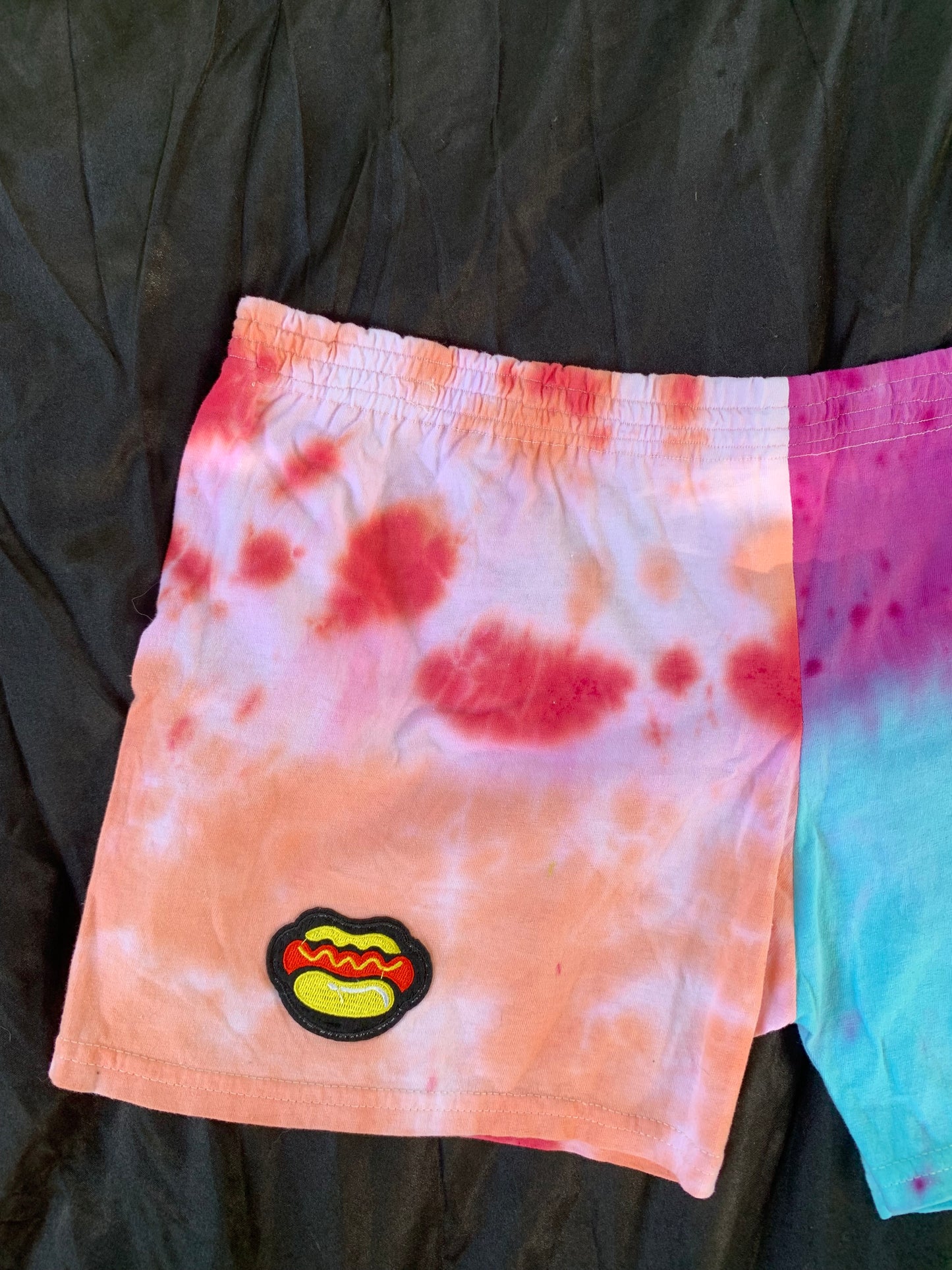 Tie dye shorts with patch