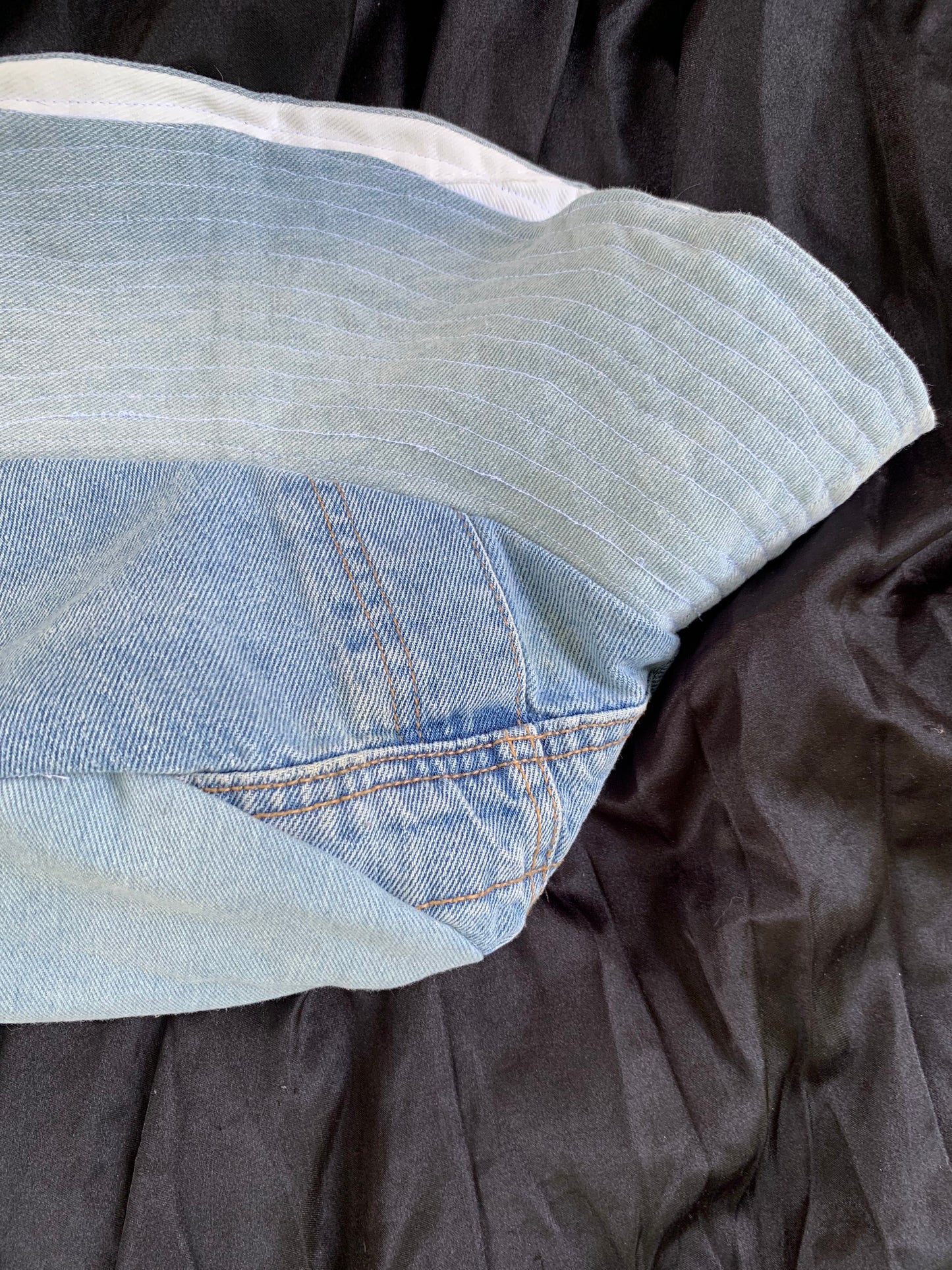 Floppy Jean reversible bucket hat
