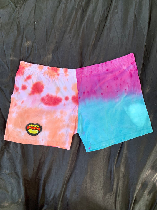 Tie dye shorts with patch