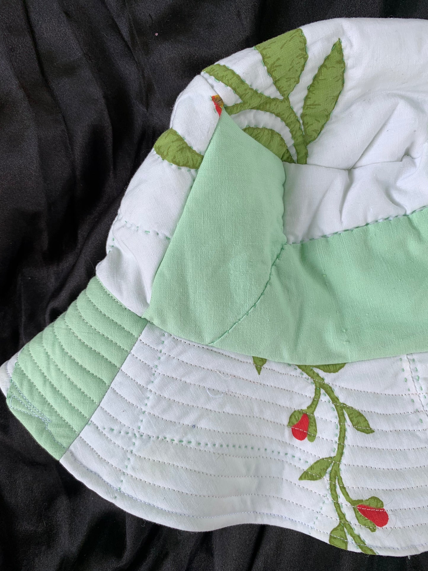 Floral quilt bucket hat